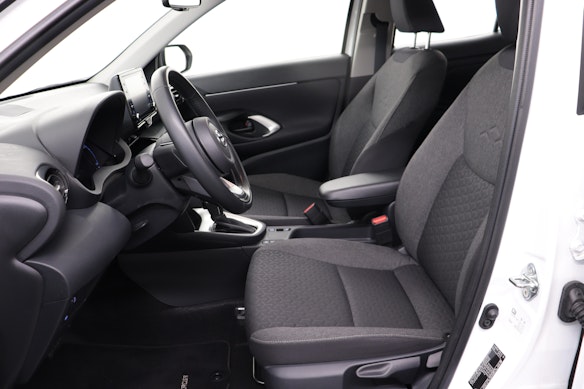 TOYOTA Yaris Cross 1.5 VVT-i HSD Comfort 2