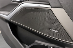 Vehicle image BMW 330e xDrive Touring