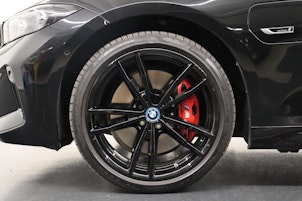 Vehicle image BMW 330e xDrive Touring