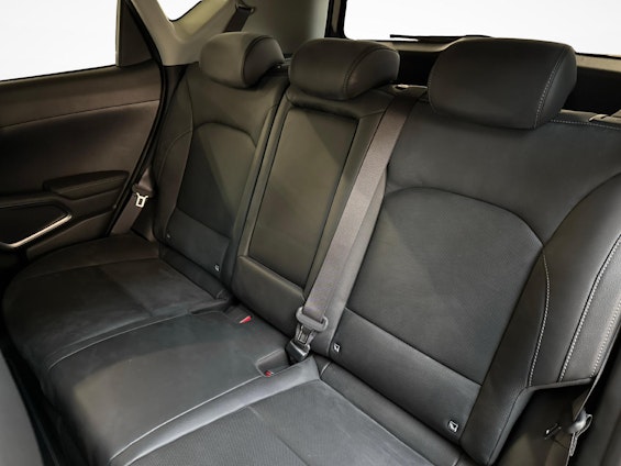 Vehicle image 11 Vehicle image 11