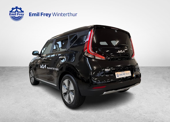 Vehicle image 3 Vehicle image 3