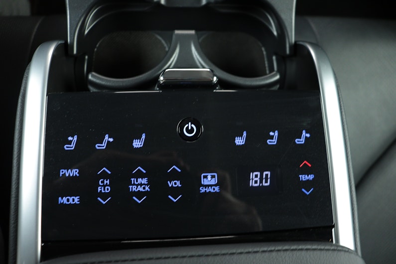 Vehicle image TOYOTA CAMRY