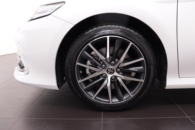 Vehicle image TOYOTA CAMRY