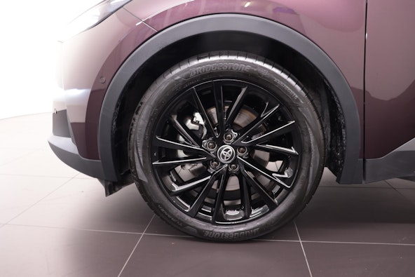 Vehicle image 9