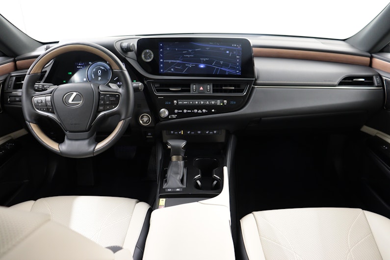 Vehicle image LEXUS ES
