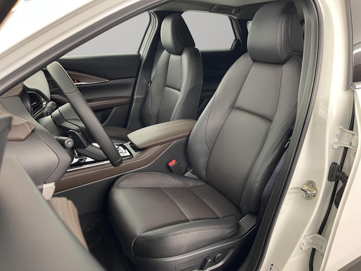 Vehicle image MAZDA CX-30