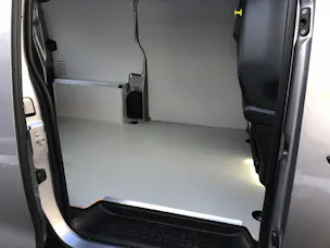 Opel Vivaro cargo 2.0 D 144 S/S