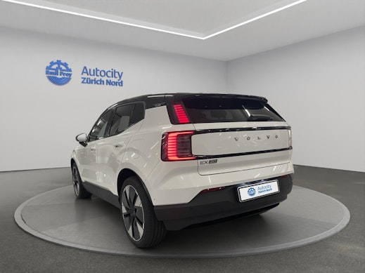 VOLVO EX30 E60 Twin Ultra Performance AWD 1