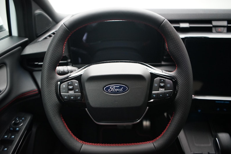 Vehicle image FORD PUMA