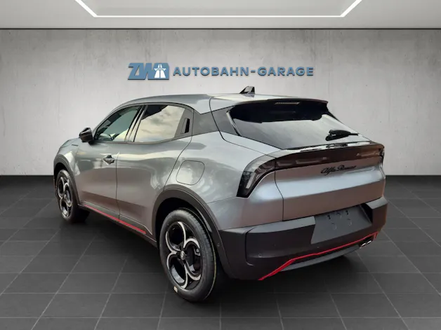Alfa Romeo Junior 1.2 Ibrida Speciale