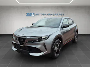 Alfa Romeo Junior 1.2 Ibrida Speciale