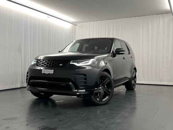 First vehicle image