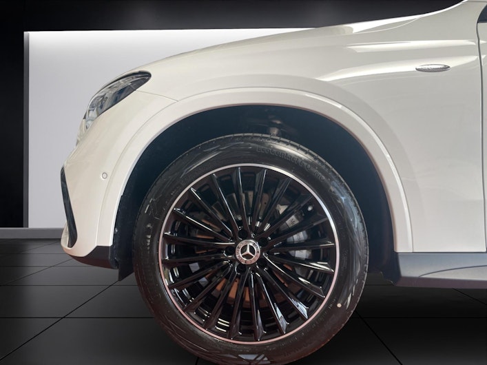 Vehicle image MERCEDES-BENZ GLC 400