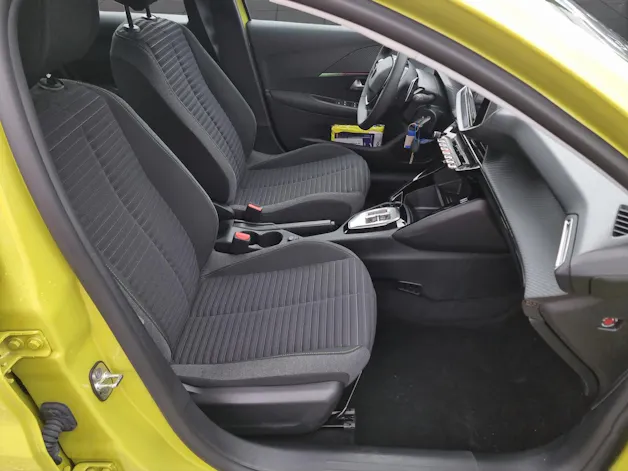 Peugeot 208 1.2 Hybrid Active