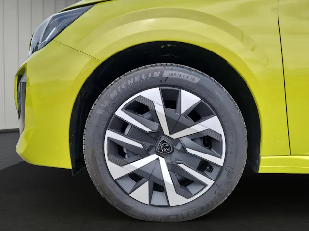 Peugeot 208 1.2 Hybrid Active