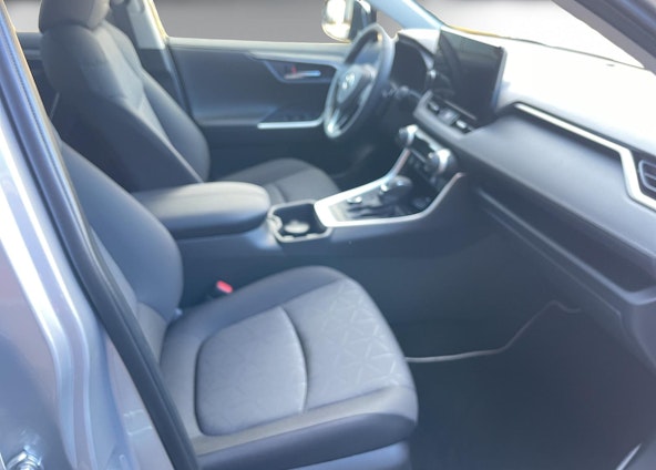 Vehicle image 14 Vehicle image 14