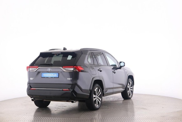TOYOTA RAV4 2.5 Plug-In-Hybrid Platinum 1
