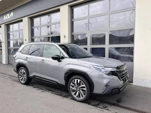 Subaru Forester Station 2.0i e-Boxer Luxury