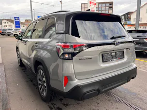 Subaru Forester Station 2.0i e-Boxer Luxury