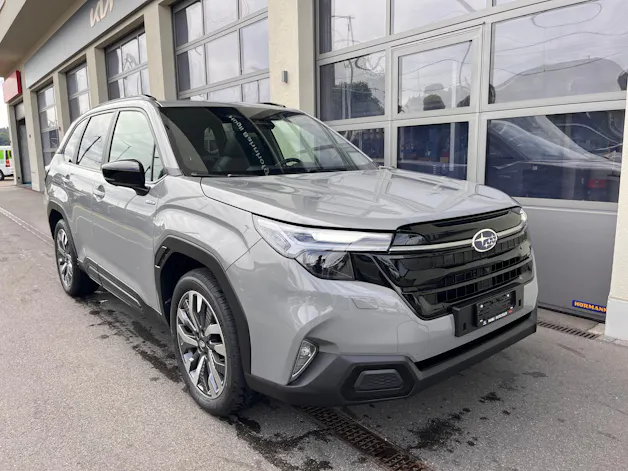 Subaru Forester Station 2.0i e-Boxer Luxury
