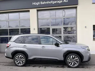 Subaru Forester Station 2.0i e-Boxer Luxury