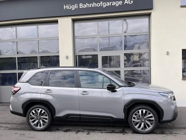 Subaru Forester Station 2.0i e-Boxer Luxury