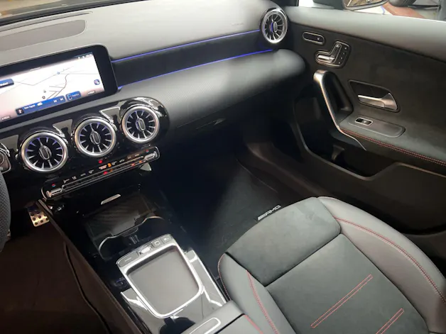 Mercedes-Benz A 200 AMG Line Night Star