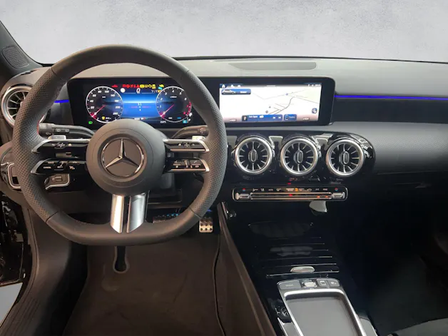 Mercedes-Benz A 200 AMG Line Night Star