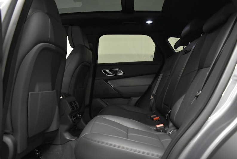 Vehicle image LAND ROVER RANGE ROVER VELAR