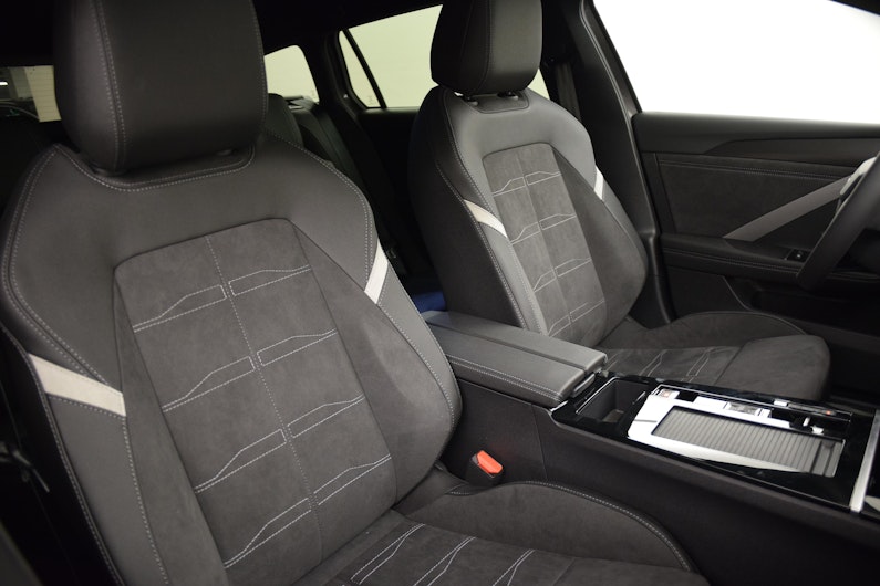 Vehicle image OPEL ASTRA