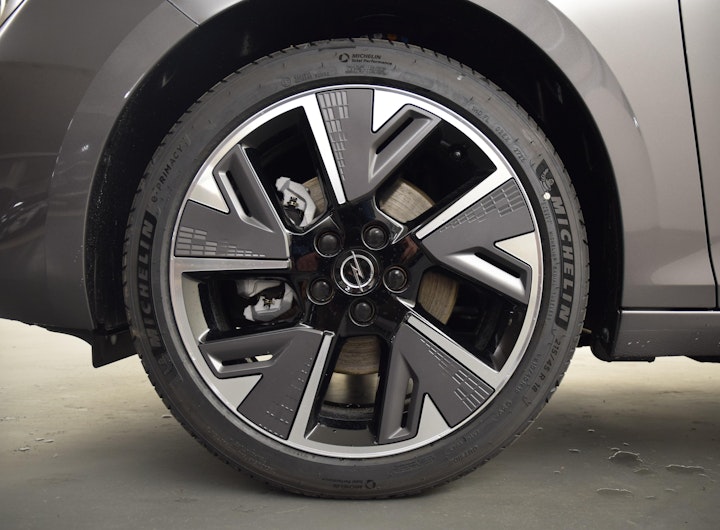 Vehicle image OPEL ASTRA