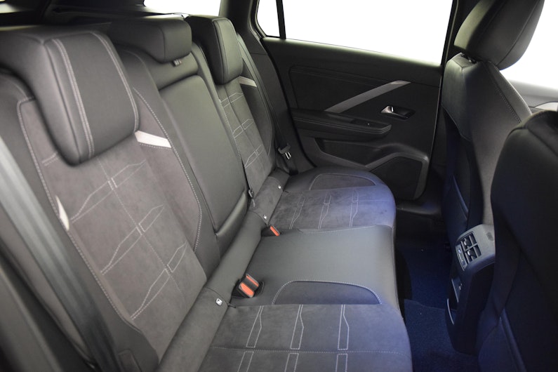 Vehicle image OPEL ASTRA