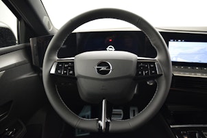 Vehicle image OPEL Astra Sports Tourer 1.6 T PHEV 225 GSe