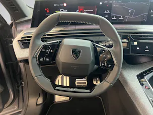 Peugeot 5008 e-GT