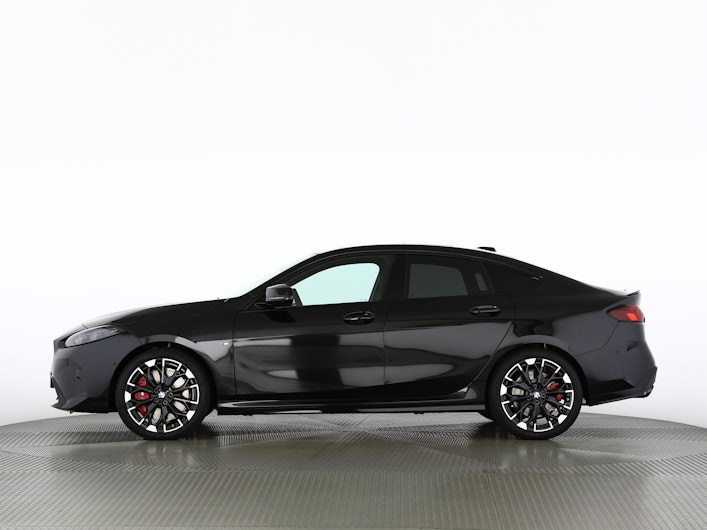 Vehicle image BMW 2 SERIES