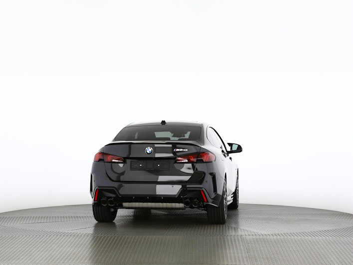 Vehicle image BMW 2 SERIES