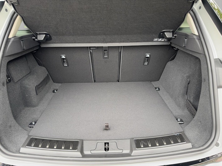 Vehicle image LAND ROVER RANGE ROVER EVOQUE