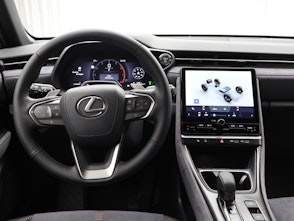 Vehicle image LEXUS LBX 1.5 Hybrid Cool ab 0.9% Leasing