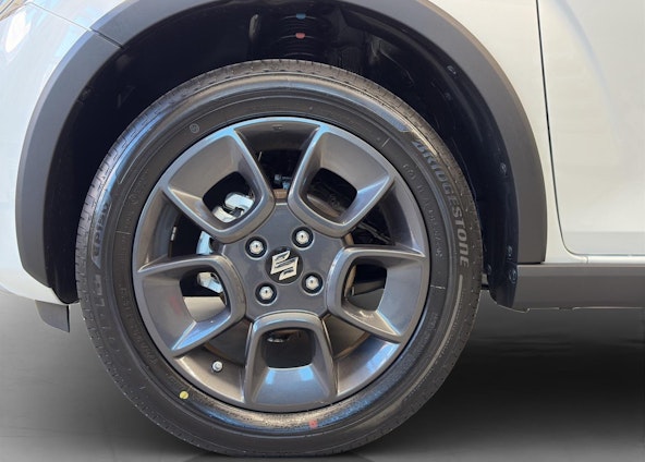 Vehicle image 8 Vehicle image 8