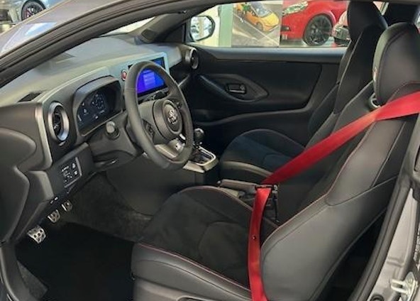 Vehicle image 3 Vehicle image 3