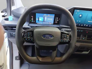 Ford Transit C Van 320 L1 2.5 Duratec 233 Trend PHEV