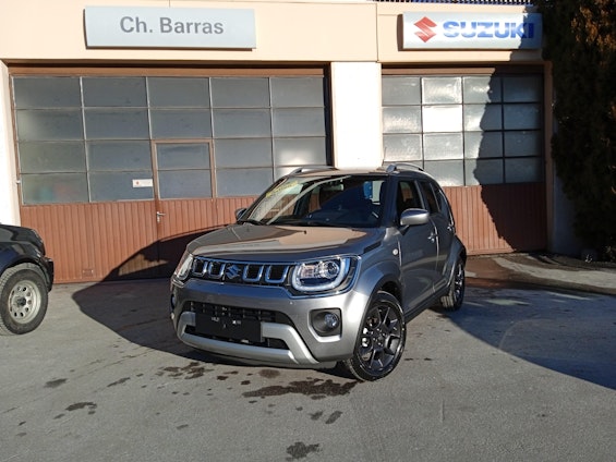 First vehicle image