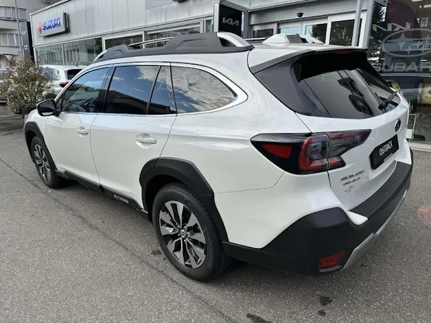 Subaru Outback 2.5i Luxury