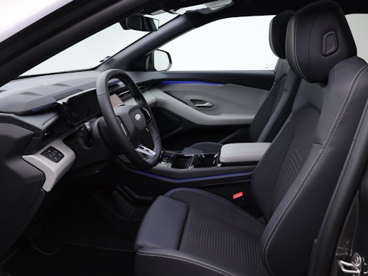 FORD Capri Extended Range Premium 2
