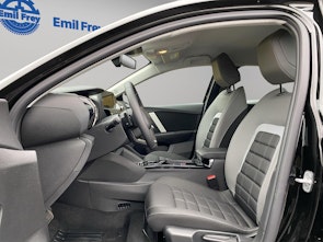 Vehicle image CITROEN C4 1.2 Hybrid You+