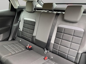 Vehicle image CITROEN C4 1.2 Hybrid You+