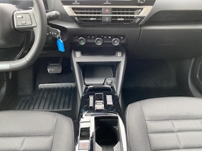 Vehicle image CITROEN C4 1.2 Hybrid You+