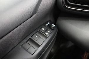 Vehicle image TOYOTA Yaris 1.5 VVT-i HSD GR Sport