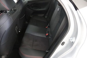 Vehicle image TOYOTA Yaris 1.5 VVT-i HSD GR Sport