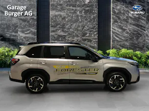 Subaru Forester Station 2.0i e-Boxer Swiss Plus